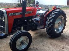https://riyasewana.com/uploads/massey-ferguson-240-1217163017726.jpg