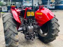 https://riyasewana.com/uploads/massey-ferguson-240-2000-1311591413002.jpg