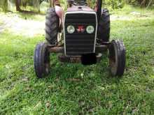 https://riyasewana.com/uploads/massey-ferguson-240-2018170922372.jpg