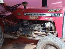 https://riyasewana.com/uploads/massey-ferguson-240-2019-109401912084.jpg
