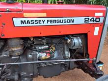 https://riyasewana.com/uploads/massey-ferguson-240-241955577006.jpg