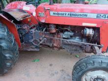 https://riyasewana.com/uploads/massey-ferguson-240-271128536455.jpg
