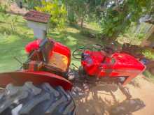 https://riyasewana.com/uploads/massey-ferguson-240-27130937406.jpg