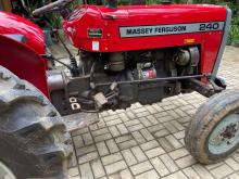 https://riyasewana.com/uploads/massey-ferguson-240-4812246934.jpg