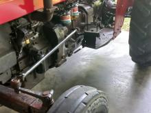 https://riyasewana.com/uploads/massey-ferguson-240-super-511463117396.jpg