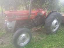 https://riyasewana.com/uploads/massey-ferguson-d-134-221023434492.jpg