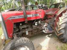 https://riyasewana.com/uploads/massey-ferguson-mf240-13616595002.jpg