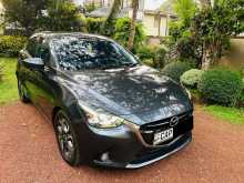Mazda 2 2016 Car