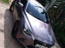 Mazda 2 Skyactiv 2015 Car