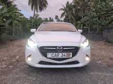 Mazda 2 Skyactive 2016 Car