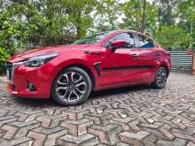 Mazda 2 Sport Skyactiv 2015 Car