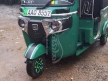 Bajaj 4 Stroke 2014 Three Wheel