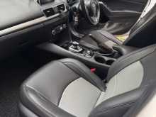 https://riyasewana.com/uploads/mazda-axela-2016-2420064912314.jpg