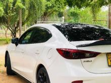 https://riyasewana.com/uploads/mazda-axela-24845146135.jpg