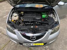https://riyasewana.com/uploads/mazda-axela-mazada-3020325317383.jpg
