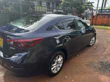 https://riyasewana.com/uploads/mazda-axela-sky-2720153222083.jpg