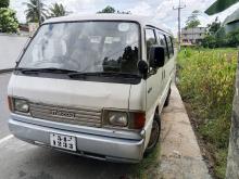 Mazda Bongo Brawny 1988 Van