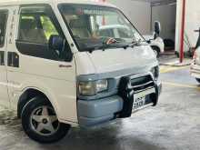 Mazda Bongo 1995 Van