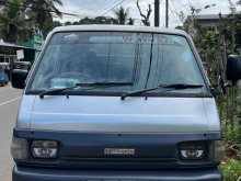 Mazda Bongo 1999 Van