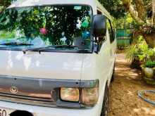 Mazda Bongo 1997 Van