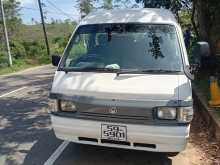Mazda Bongo 1990 Van