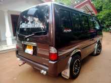 Mazda Bongo 1993 Van