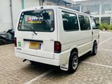 https://riyasewana.com/uploads/mazda-bongo-1993-320305812564.jpg