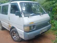 Mazda Bongo 2001 Van