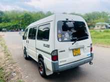 https://riyasewana.com/uploads/mazda-bongo-2001-511101012522.jpg