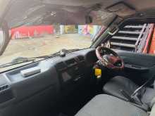 https://riyasewana.com/uploads/mazda-bongo-2002-2116093412034.jpg