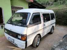 Mazda BONGO 1990 Van