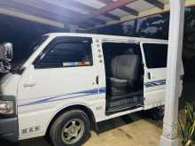 Mazda Bongo 1995 Van