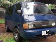 Mazda Bongo 1997 Van