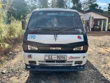 Mazda Bongo 2001 Van