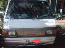 Mazda Bongo 1995 Van