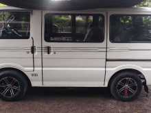 Mazda Bongo 1998 Van