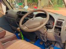 https://riyasewana.com/uploads/mazda-bongo-9214843985.jpg