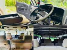 https://riyasewana.com/uploads/mazda-bongo-brawny-1998-1520104512153.jpg