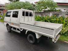https://riyasewana.com/uploads/mazda-bongo-brawny-25144749645.jpg