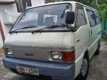 Mazda BONGO JUSLOW 1998 Van
