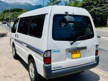 https://riyasewana.com/uploads/mazda-bongo-vanette-2012-2313384212663.jpg