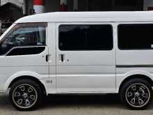https://riyasewana.com/uploads/mazda-bongo-vennat-2847434193.jpg
