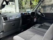 https://riyasewana.com/uploads/mazda-bongo-vx-221255624492.jpg