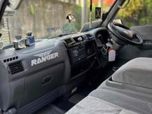 https://riyasewana.com/uploads/mazda-bongo-vx-2918284624933.jpg