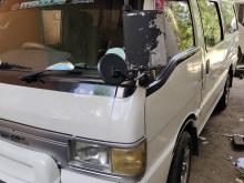 Mazda Brawny 2003 Van