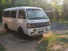 Mazda Brawny 2000 Van