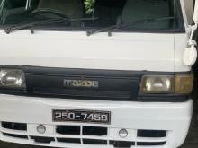 Mazda Brawny 1993 Van