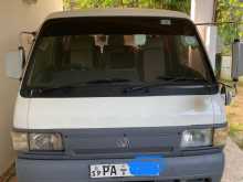 Mazda Brawny 1999 Van