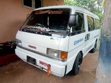 Mazda Brawny 1989 Van
