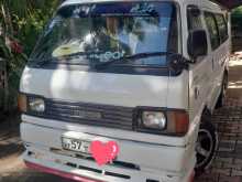 Mazda Brawny 1990 Van